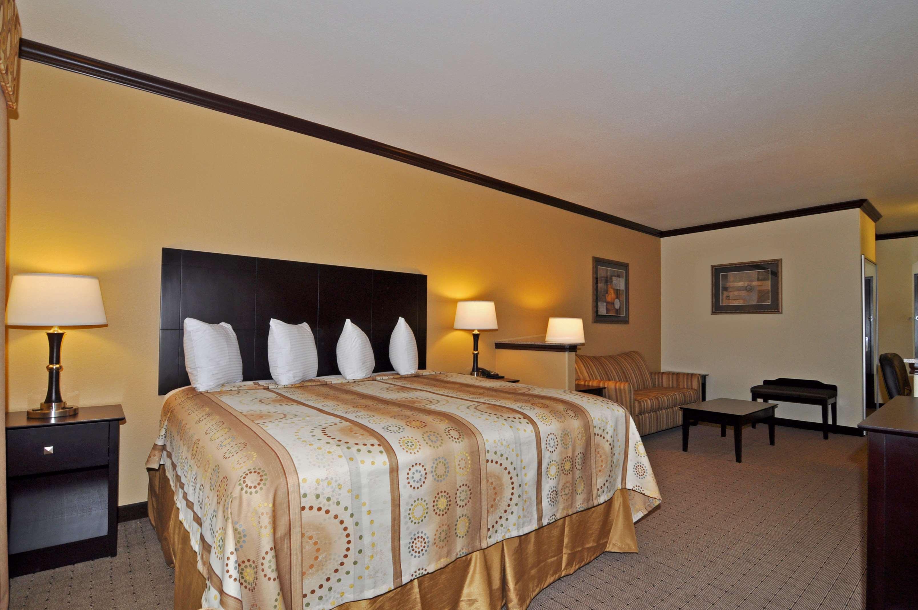 Best Western Plus Royal Mountain Inn & Suites Athens Habitación foto